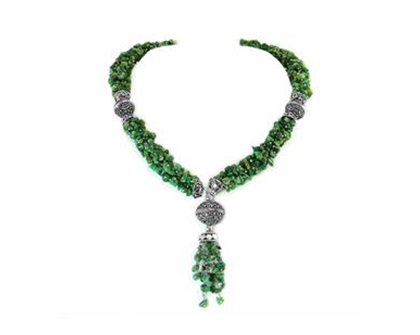 uncut emerald bunch necklace